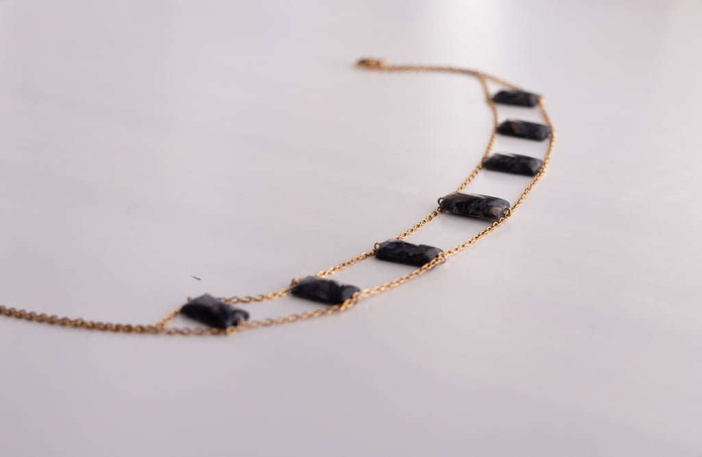 Collar Alba
