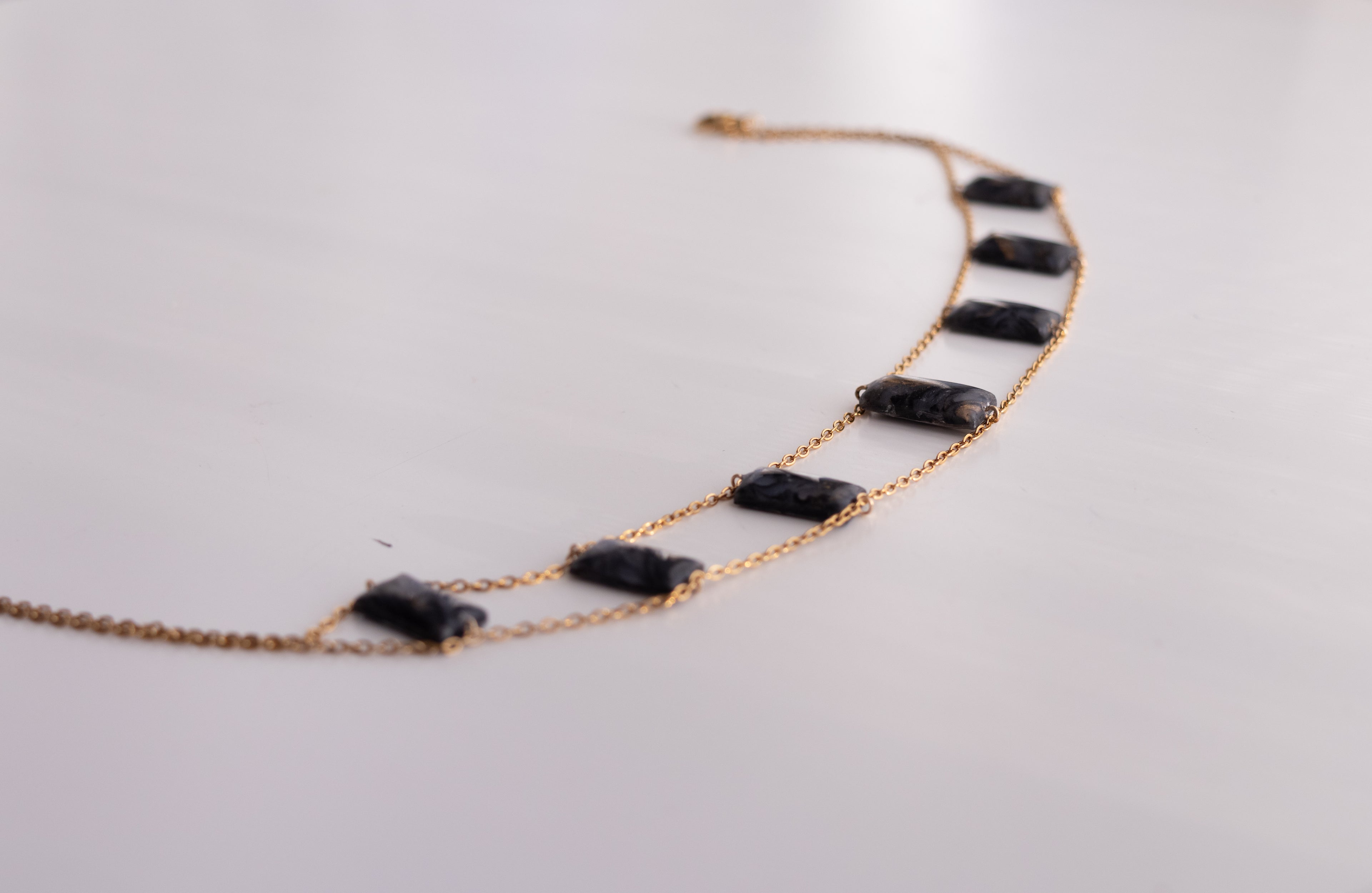 Collar Alba